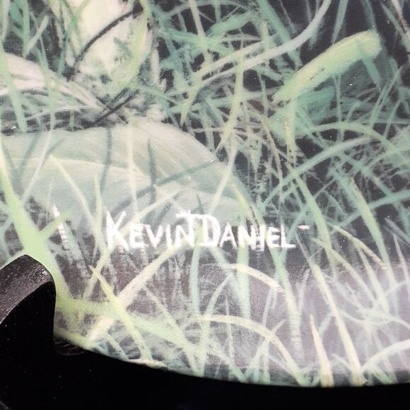 "The Rabbit" by Kevin Daniel Edwin M. Knowles china - Picture 3 of 4